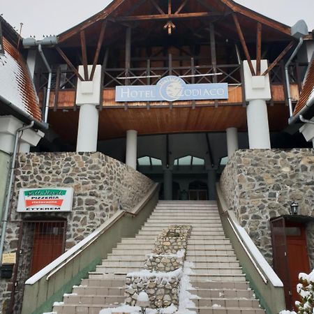 Hotel Zodiaco Szekszárd Eksteriør billede