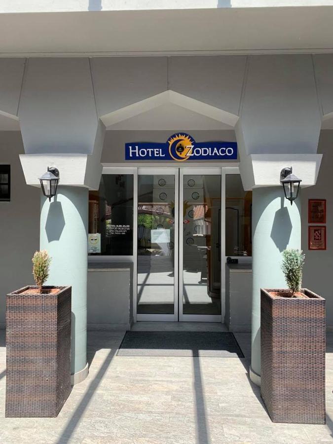 Hotel Zodiaco Szekszárd Eksteriør billede